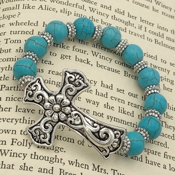 🌼 Turquoise Sideways Cross Beaded Silver Stretch Bracelet - Picture 1 of 3
